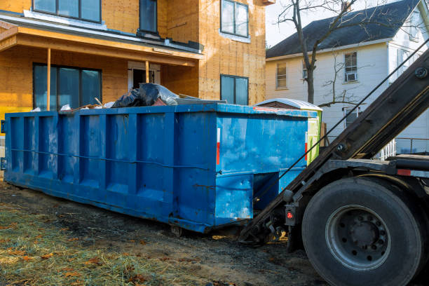Best Commercial Cleanout Services  in Holiday Island, AR